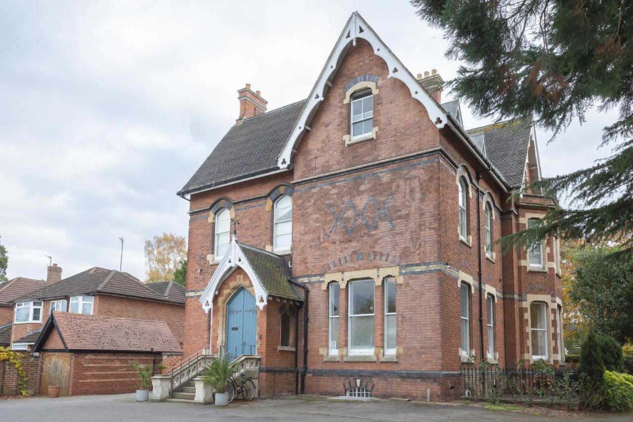 Spacious 3Br Victorian Cheltenham Loft Flat In Cotswolds - Free Parking Apartment Luaran gambar